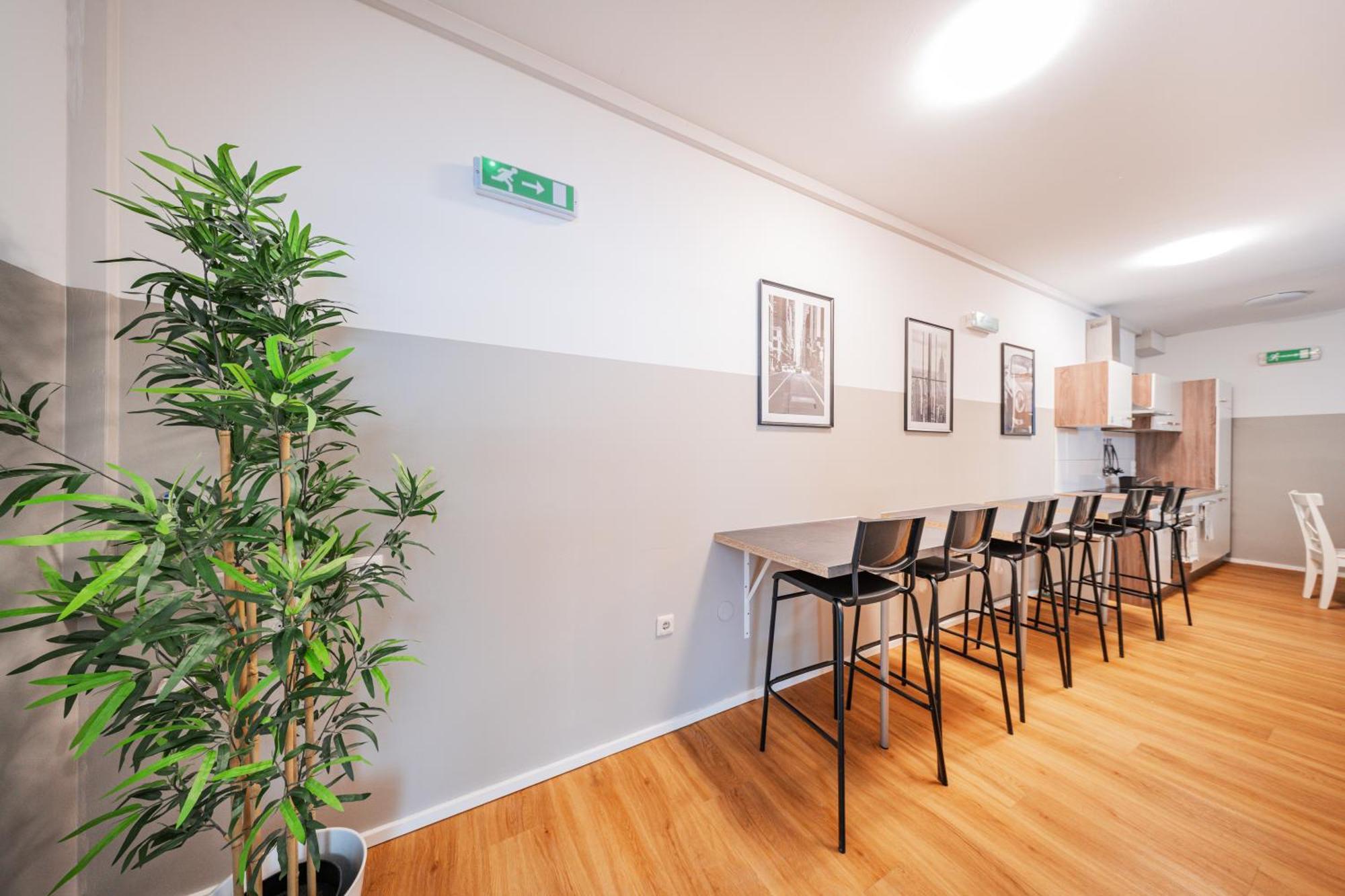 Central Apartment Lofts Wina Bagian luar foto